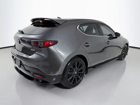 Used 2020 MAZDA MAZDA3 Hatchback w/ Premium Package FWD image 7