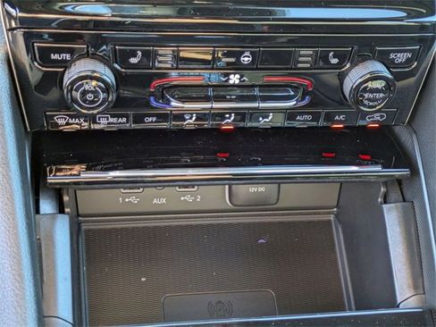 New 2025 Jeep Grand Cherokee Laredo image 28