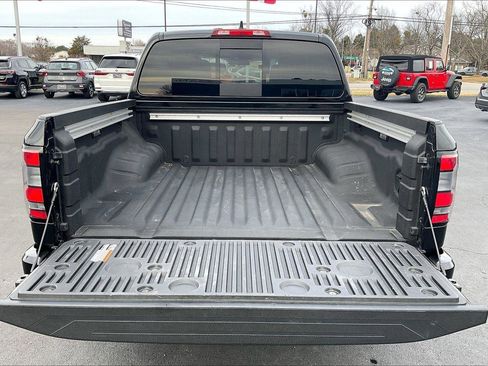 Used 2024 Nissan Frontier PRO-4X w/ Pro Convenience Package image 18