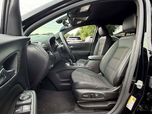 Used 2023 Chevrolet Equinox RS FWD image 10
