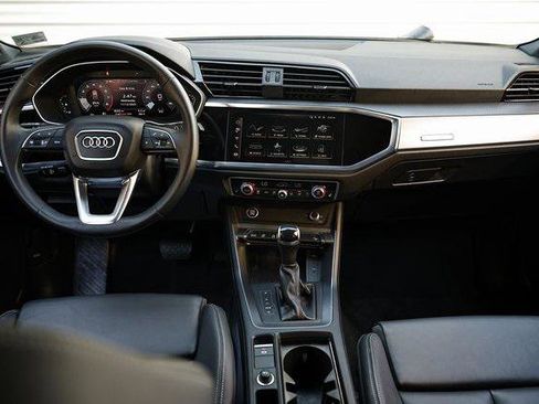 Certified 2025 Audi Q3 2.0T Premium w/ Convenience Package image 26