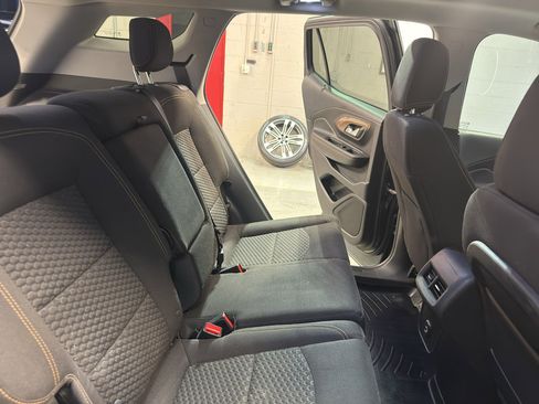 Used 2018 GMC Terrain SLE w/ Driver Convenience Package image 25