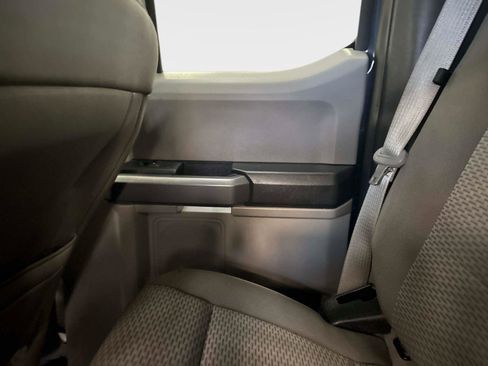 Used 2018 Ford F150 XLT w/ Equipment Group 302A Luxury image 15