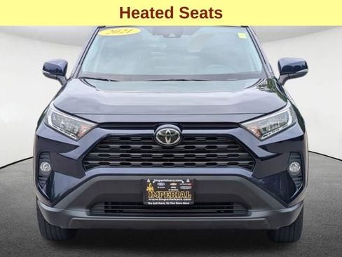 Used 2021 Toyota RAV4 XLE w/ Convenience Package AWD/4WD image 11