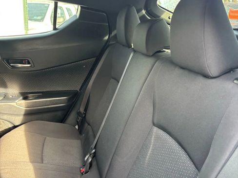 Used 2018 Toyota C-HR image 41