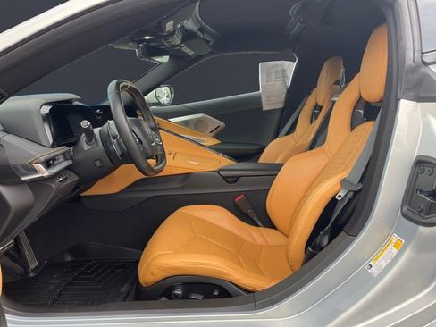 Used 2021 Chevrolet Corvette Stingray Preferred Cpe w/ Battery Protection Package RWD image 9
