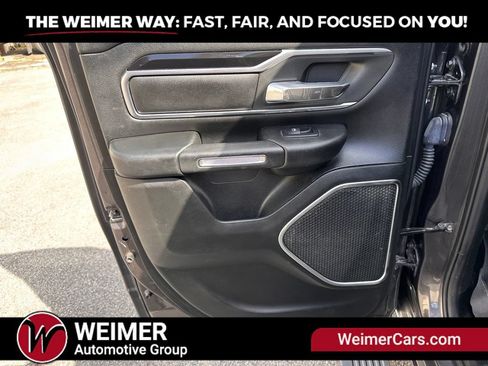 Used 2019 RAM 1500 Laramie AWD/4WD image 22