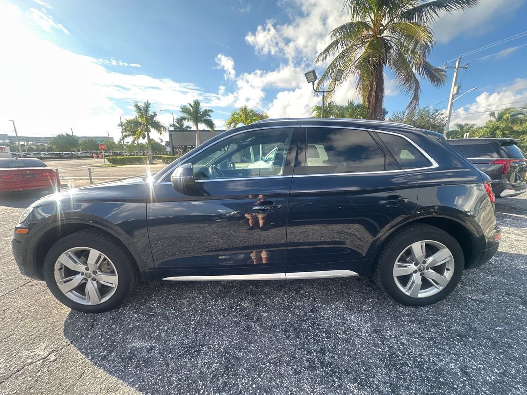 Used 2019 Audi Q5 2.0T Premium w/ Convenience Package AWD/4WD image 8
