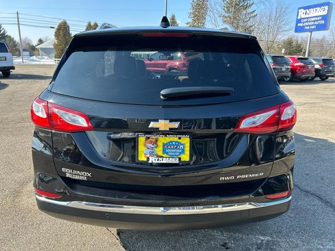 Used 2019 Chevrolet Equinox Premier image 3