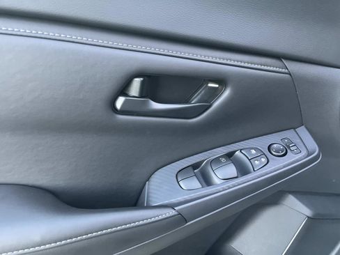 New 2025 Nissan Sentra S image 18