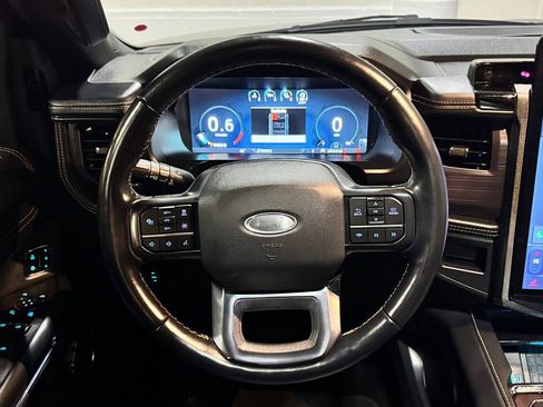 Used 2022 Ford Expedition Max Platinum image 10