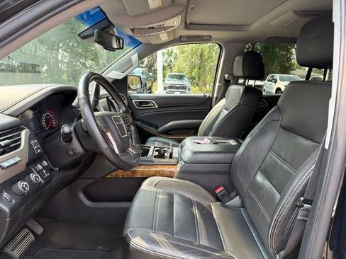 Used 2016 GMC Yukon Denali w/ Open Road Package AWD/4WD image 15