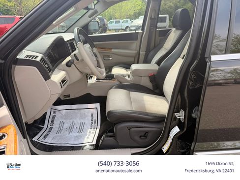 Used 2010 Jeep Grand Cherokee Limited image 11