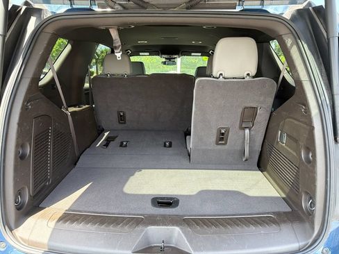 Used 2025 Chevrolet Tahoe LT AWD/4WD image 10