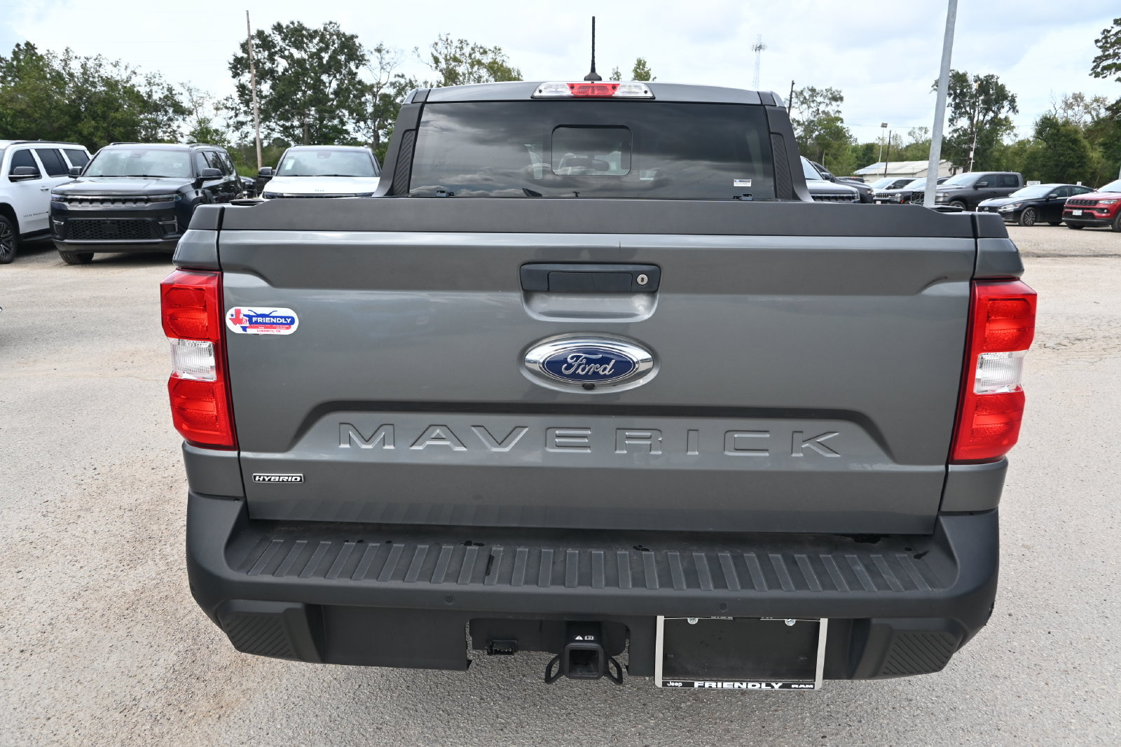 Used 2024 Ford Maverick Lariat FWD image 3