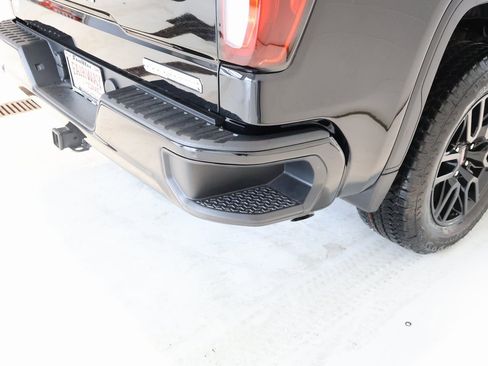 Used 2025 GMC Sierra 1500 Elevation image 33