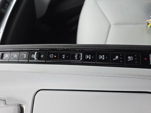 Used 2023 Chevrolet Corvette Stingray Preferred Cpe w/ Z51 Performance Package image 18