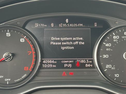 Used 2023 Audi Q5 2.0T Premium w/ Convenience Package AWD/4WD image 23