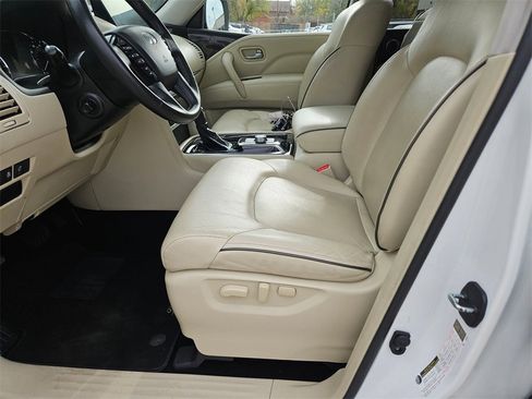 Used 2023 INFINITI QX80 Luxe w/ Cargo Package image 11