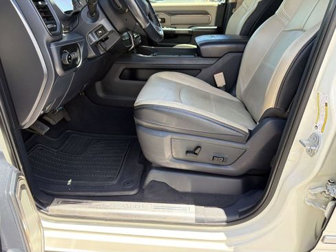 Used 2020 RAM 2500 Limited AWD/4WD image 21