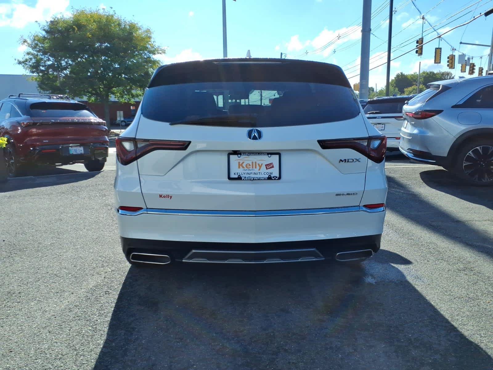 Used 2025 Acura MDX SH-AWD image 5