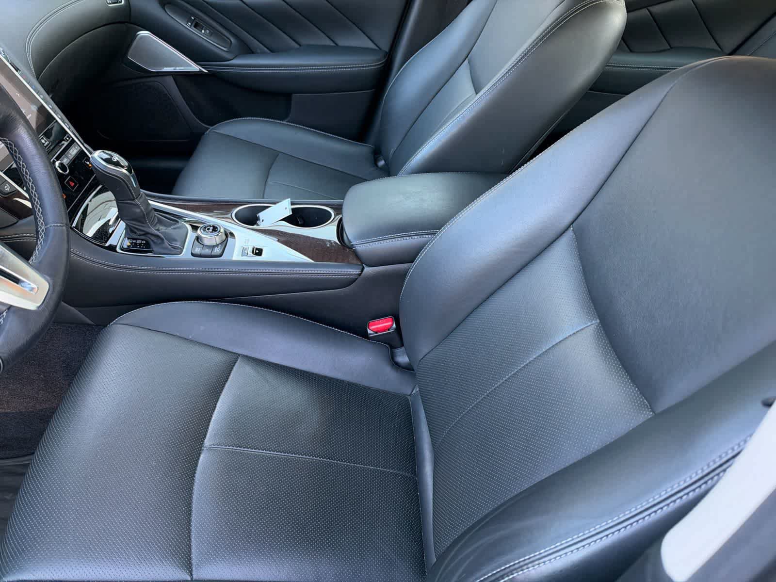 Used 2018 INFINITI Q50 Luxe w/ Sensory Package (Luxe) AWD/4WD image 10