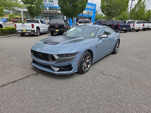 Used 2025 Ford Mustang Dark Horse RWD image 2