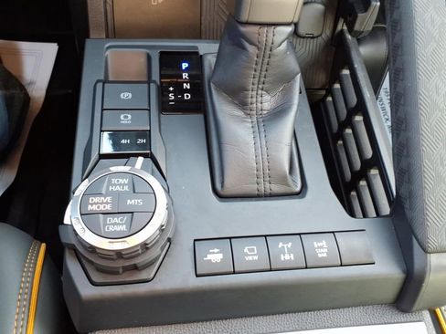 Used 2025 Toyota Tacoma 4x4 Double Cab Hybrid image 20