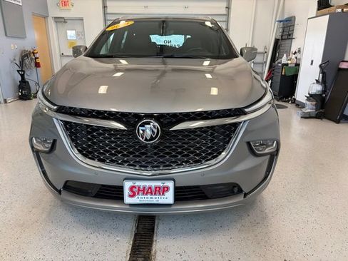 Used 2024 Buick Enclave Avenir w/ Avenir Technology Package AWD/4WD image 5