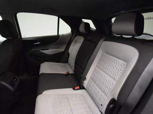 Used 2024 Chevrolet Equinox LT FWD image 21