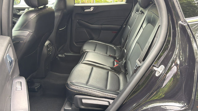 Certified 2024 Ford Escape Platinum AWD/4WD image 23