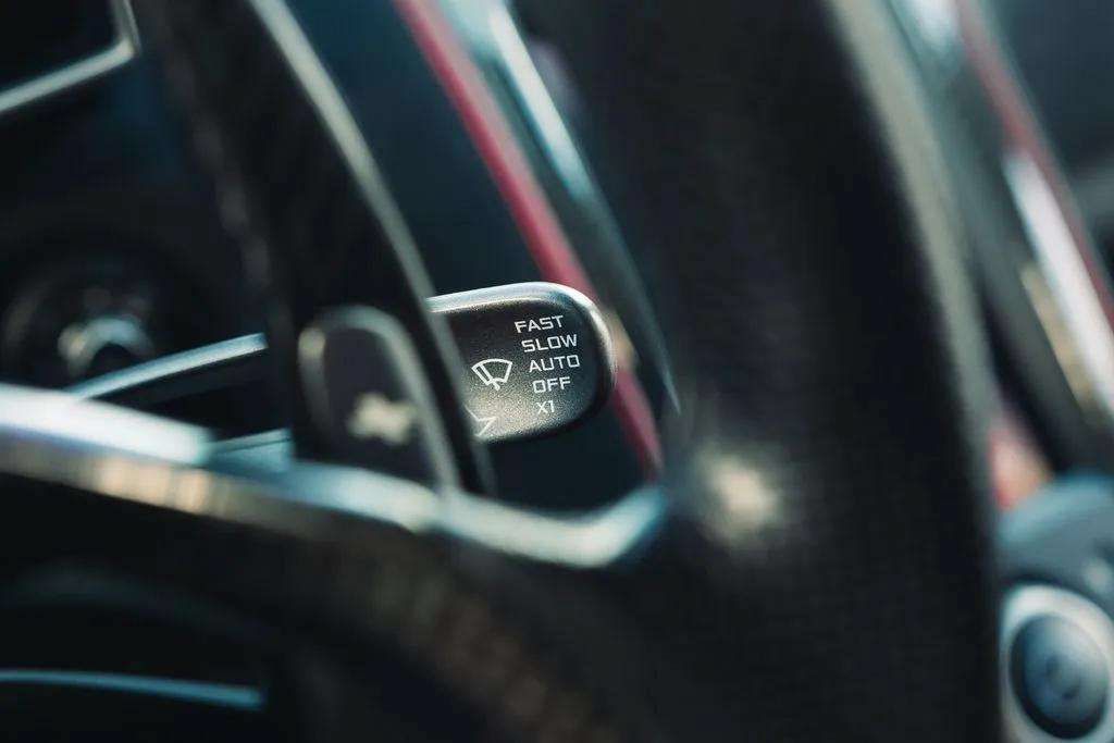 Used 2012 McLaren MP4-12C Coupe RWD image 20
