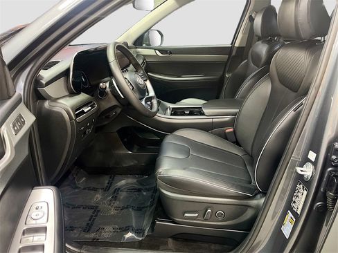 Used 2025 Hyundai Palisade SEL image 21