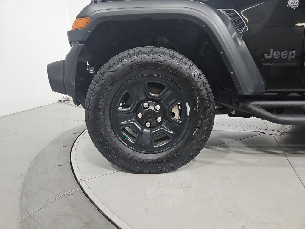 Used 2024 Jeep Wrangler Sport AWD/4WD image 26