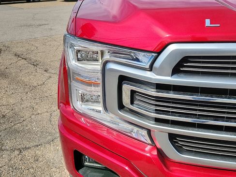 Used 2019 Ford F150 Limited w/ Trailer Tow Package AWD/4WD image 9