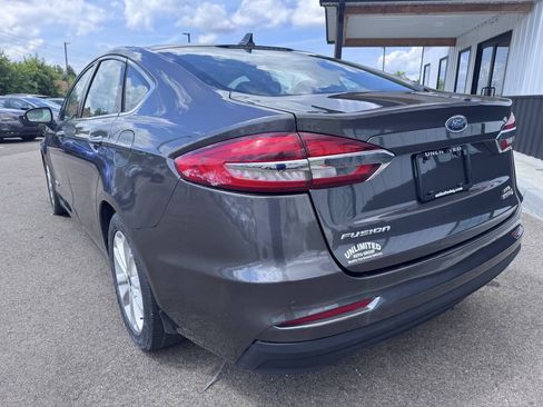 Used 2019 Ford Fusion SEL FWD image 8
