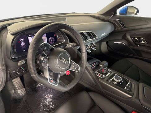 Used 2023 Audi R8 V10 performance image 32