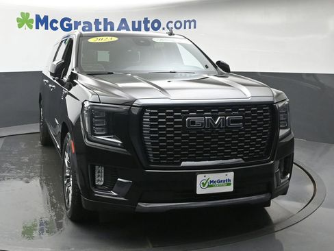Used 2023 GMC Yukon XL Denali Ultimate w/ LPO, Floor Liner Package AWD/4WD image 5