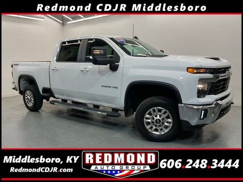 Used 2025 Chevrolet Silverado 2500 LT w/ Convenience Package AWD/4WD image 1