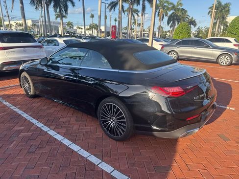Used 2025 Mercedes-Benz CLE 300 4MATIC Cabriolet image 9