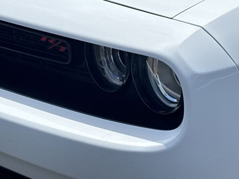Used 2021 Dodge Challenger R/T Scat Pack RWD image 9