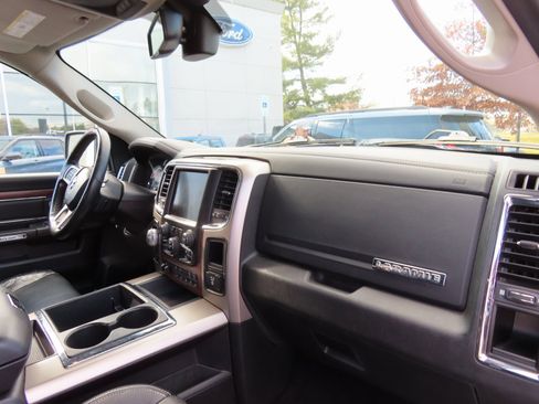 Used 2014 RAM 1500 Laramie w/ Convenience Group image 19