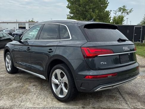 Used 2021 Audi Q5 Prestige w/ Prestige Package AWD/4WD image 2