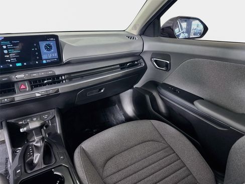 Used 2025 Kia K4 EX FWD image 23