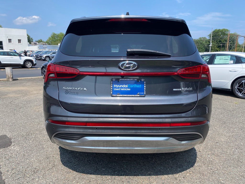 Certified 2023 Hyundai Santa Fe Limited w/ Cargo Package AWD/4WD image 5