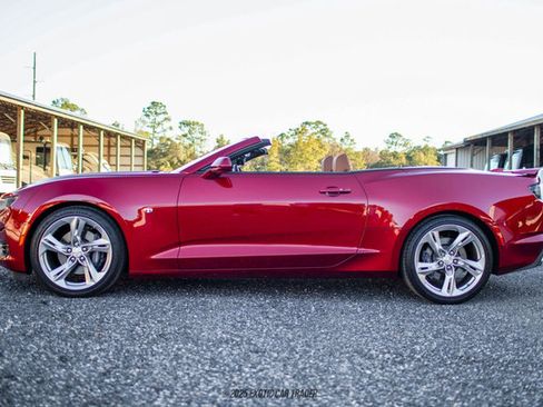 Used 2021 Chevrolet Camaro SS image 3