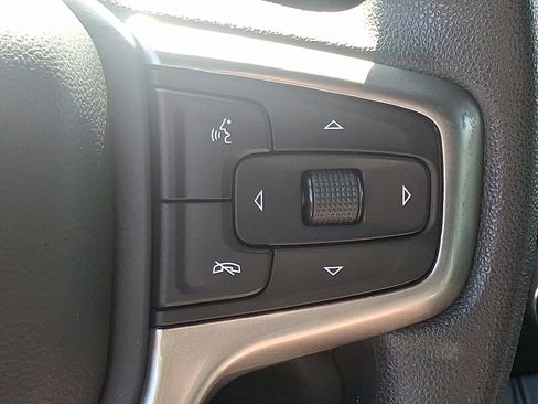 Used 2022 Chevrolet Silverado 1500 Custom w/ Safety Confidence Package image 21