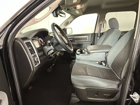 Used 2019 RAM 1500 Big Horn AWD/4WD image 14