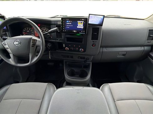 Used 2017 Nissan NV 2500 SV w/ Back Door Glass Package RWD image 37