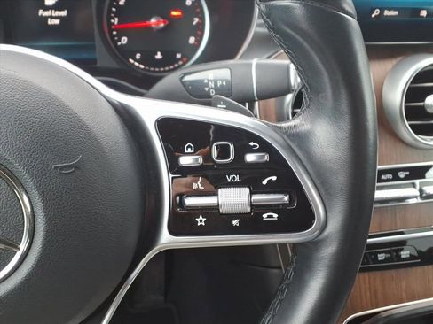 Used 2022 Mercedes-Benz GLC 300 4MATIC image 14